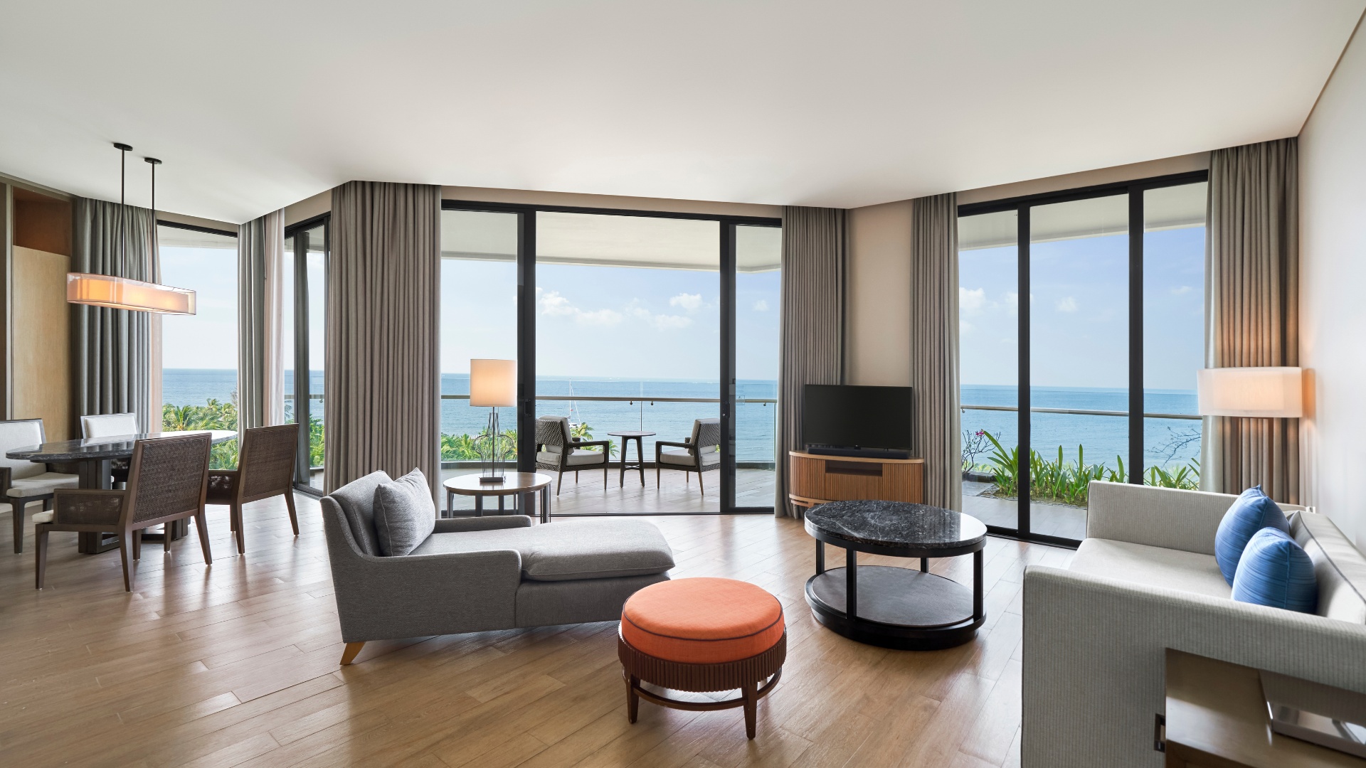 Penthouse Suite