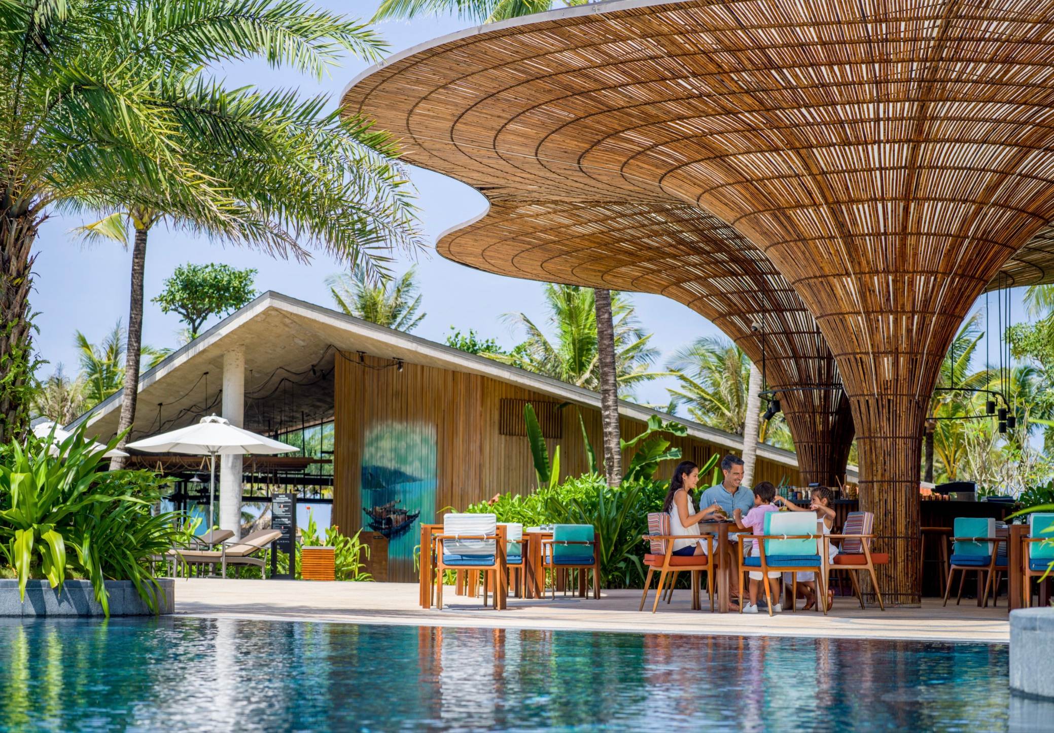 Ưu đãi Stay & Dine tại InterContinental Phu Quoc Long Beach Resort